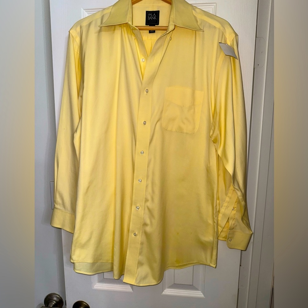 Jos. A. Bank Men Button Down Shirt Long Sleeve Collared Neck Yellow size 16.5 33